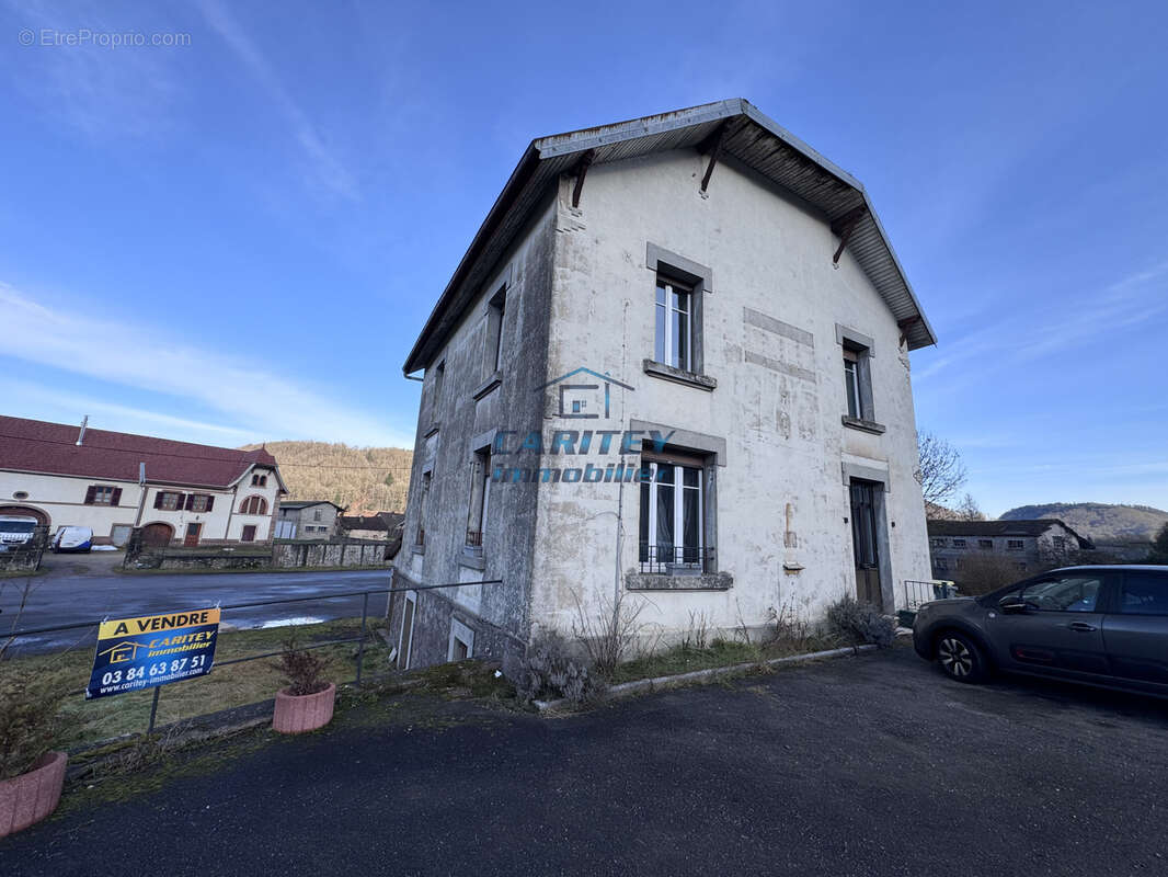 Maison à TERNUAY-MELAY-ET-SAINT-HILAIRE