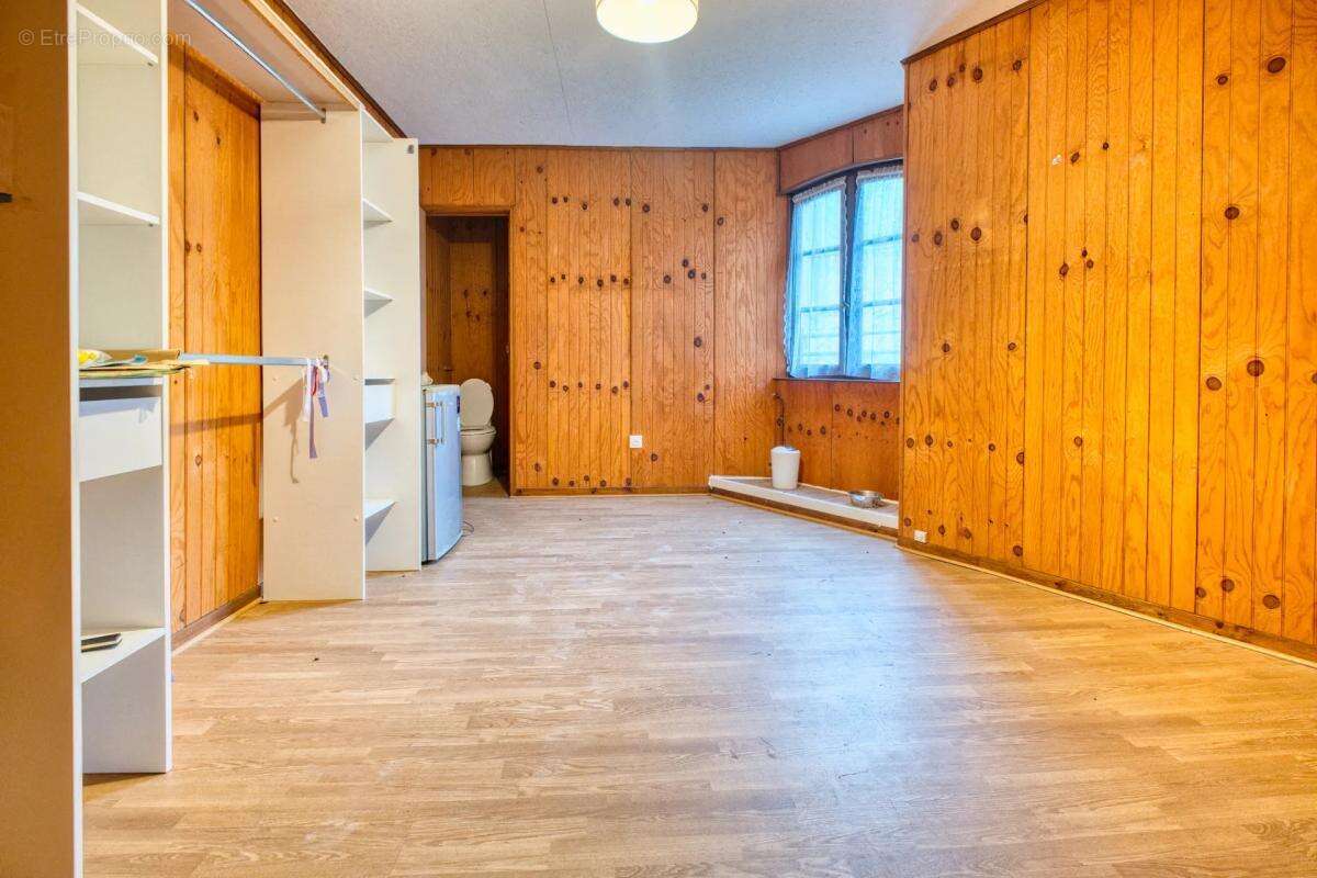 Maison à SAINT-ASTIER