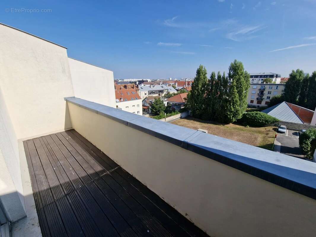 Appartement à RUEIL-MALMAISON