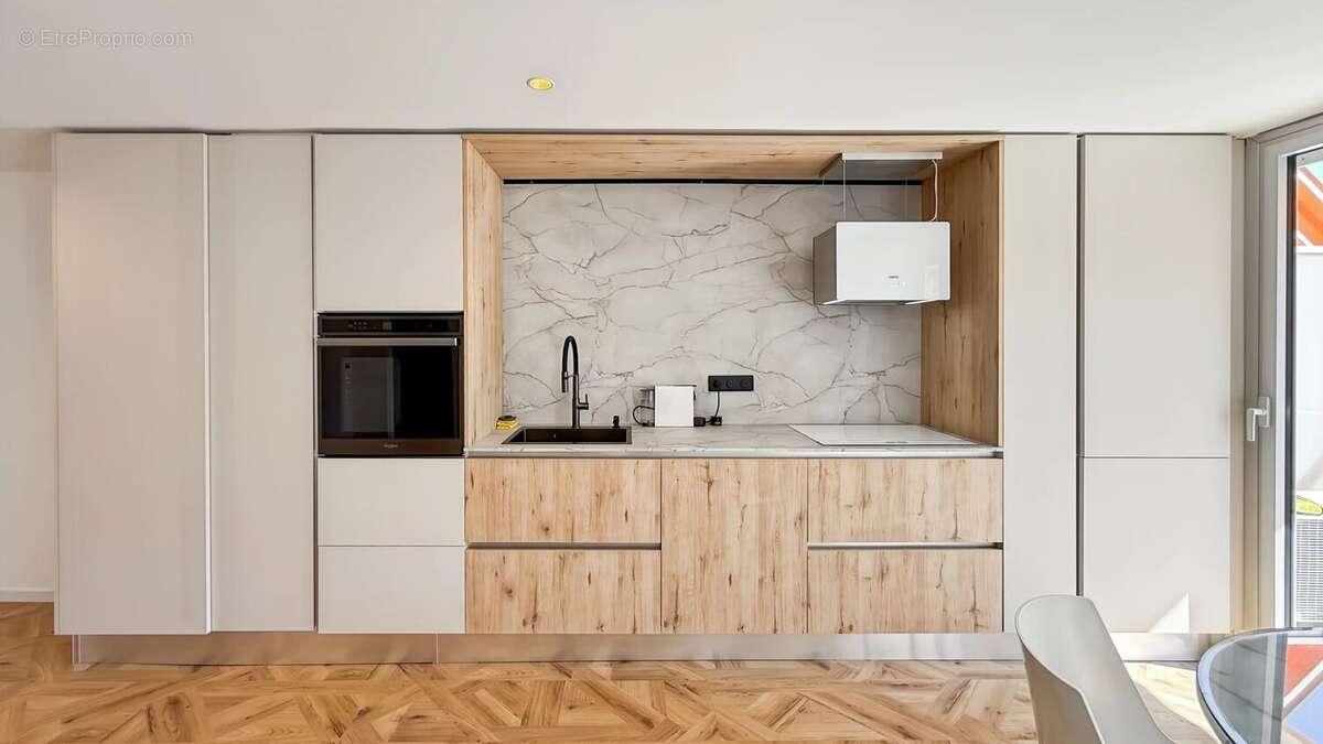 Appartement à VALLAURIS