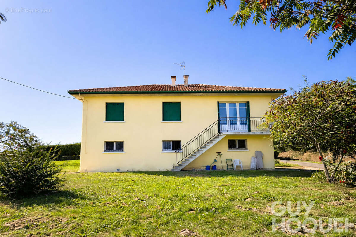 Maison à HAGETMAU