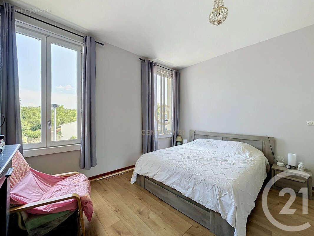 Maison 160 m² à Grigny  - photo 21