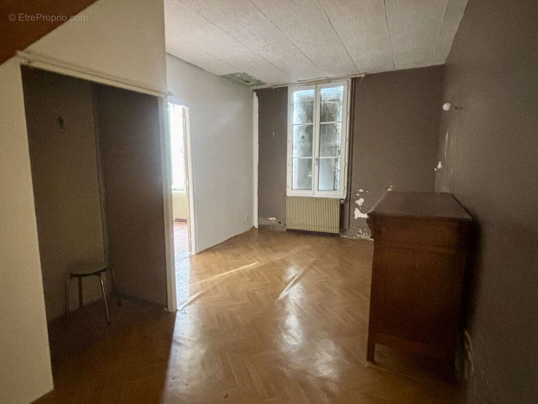 Maison à LA CROIX-DU-PERCHE