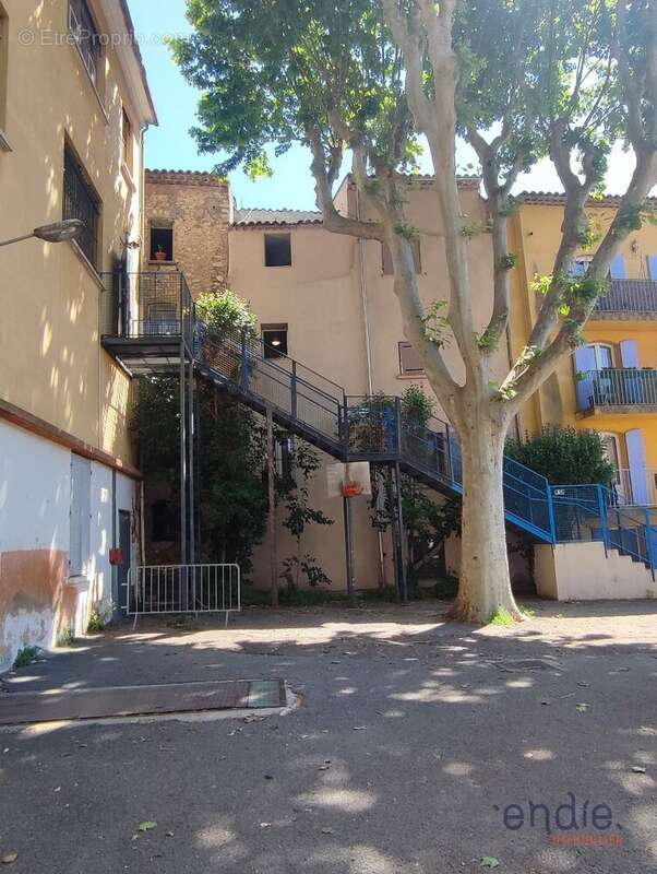 Appartement à LORGUES