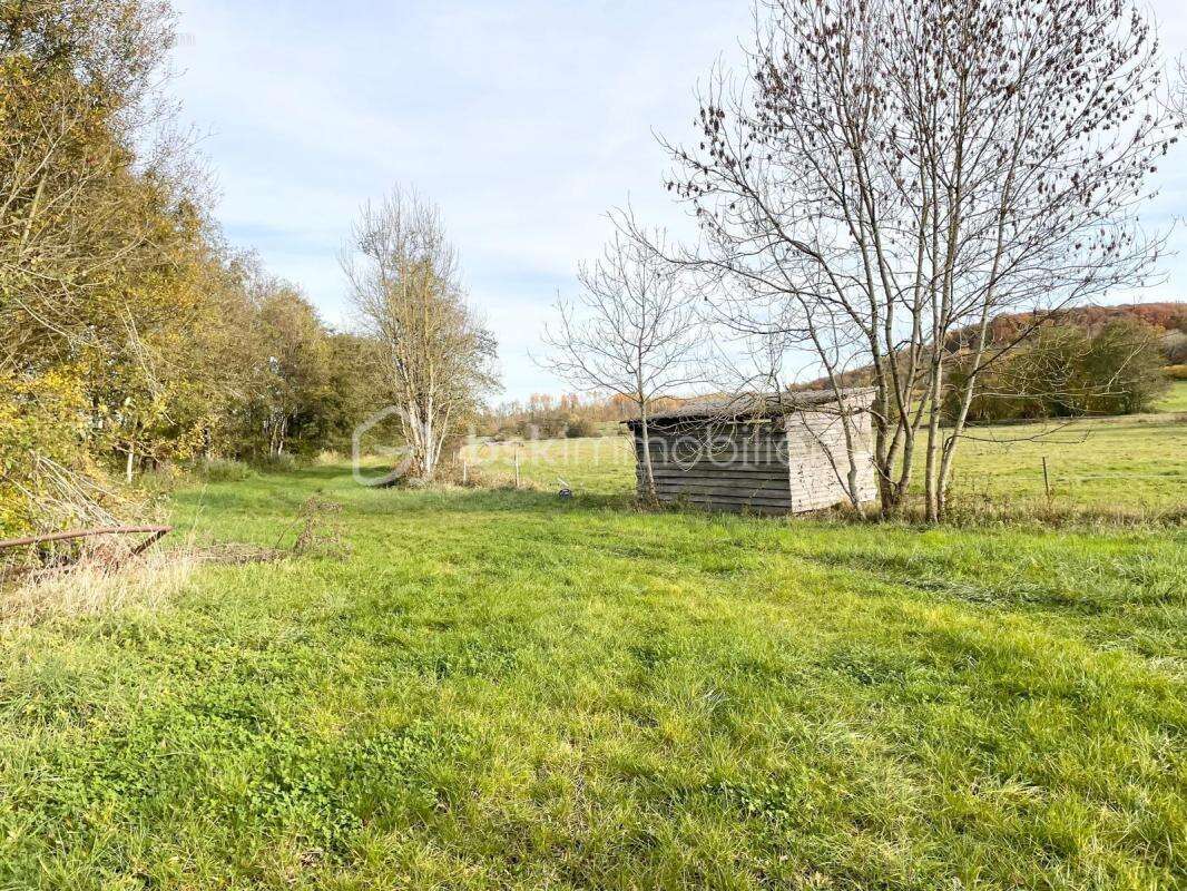 Maison à LAUNOIS-SUR-VENCE