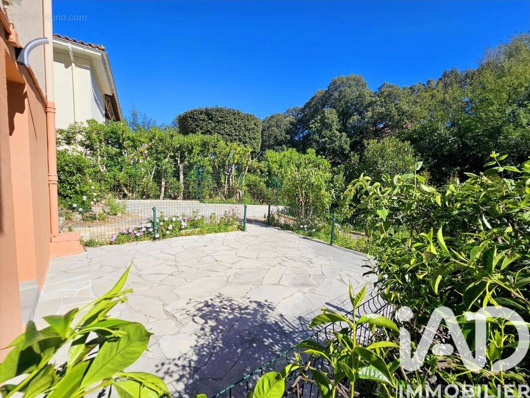 Photo 1 - Appartement à FREJUS