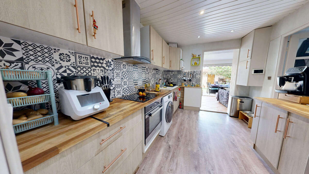 Appartement à MARSEILLE-10E