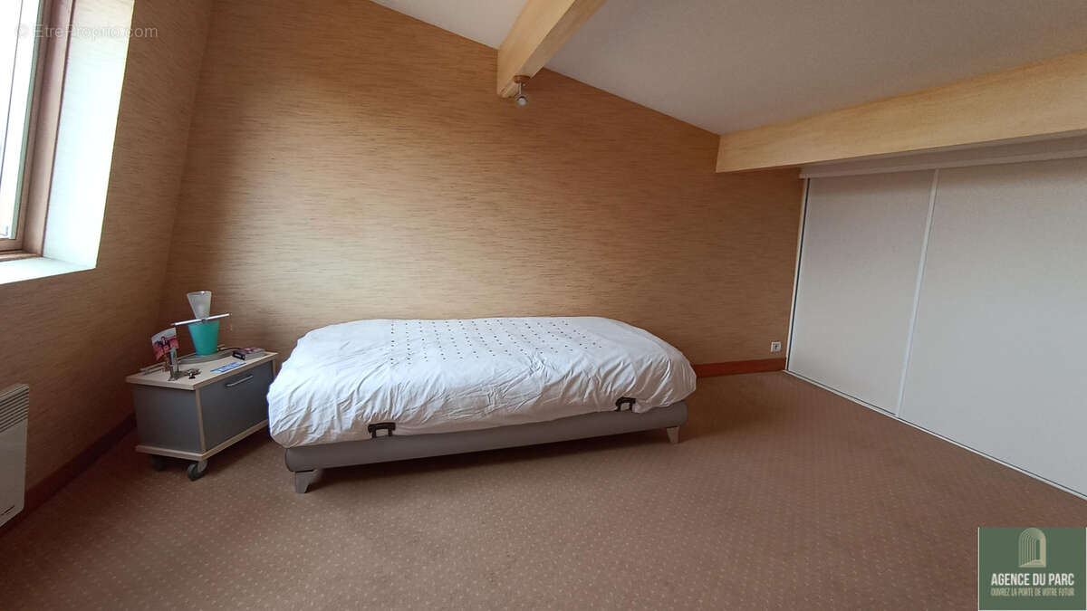 Appartement à VILLE-D'AVRAY