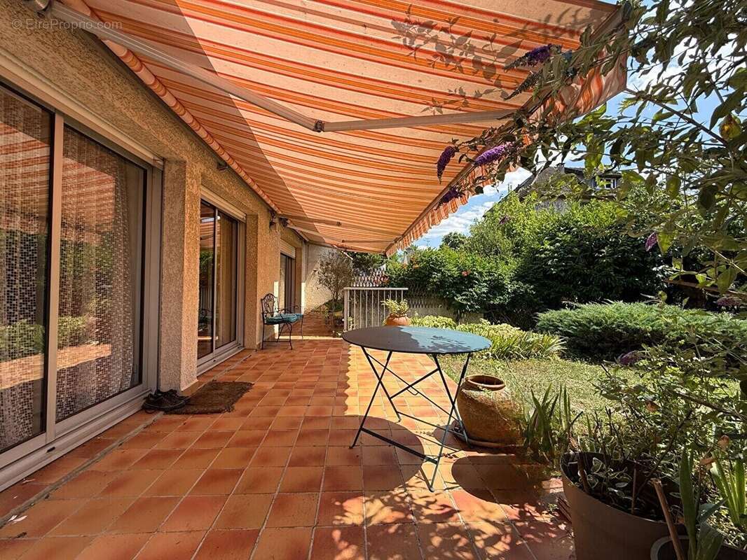 Maison à RIS-ORANGIS