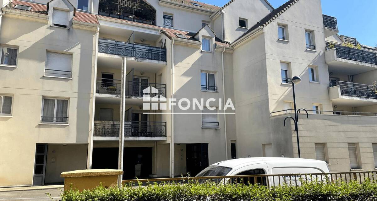 Appartement à MAINVILLIERS