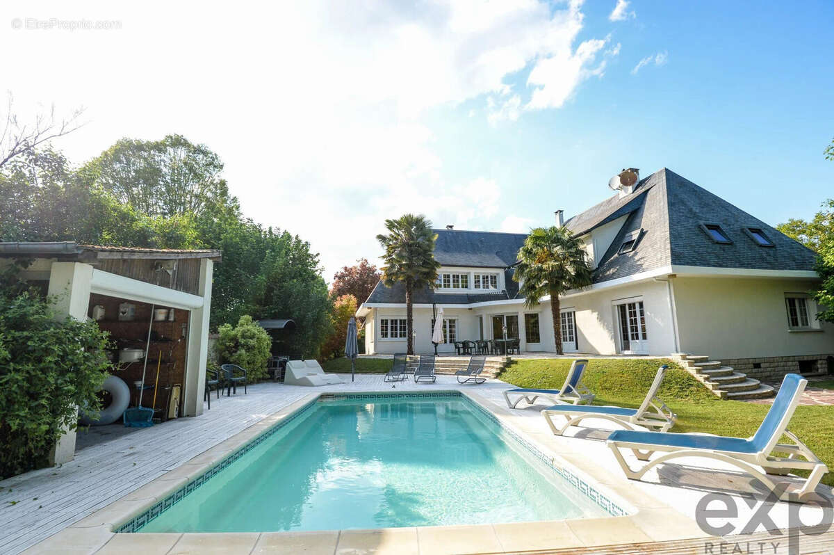 Maison à BOISSISE-LE-ROI