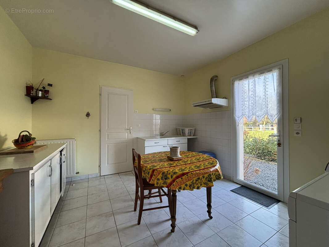 Maison à TOUR-EN-BESSIN