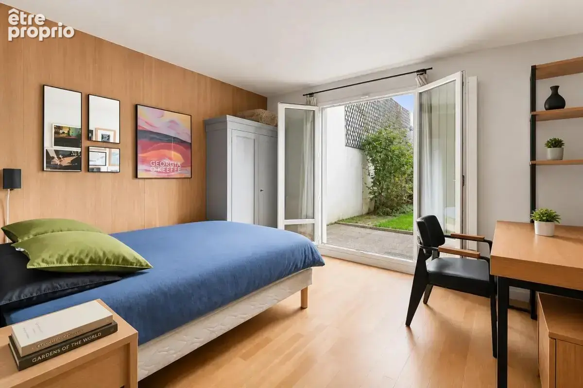 Appartement de 4 pièces de 75 m² à Paris - photo 4