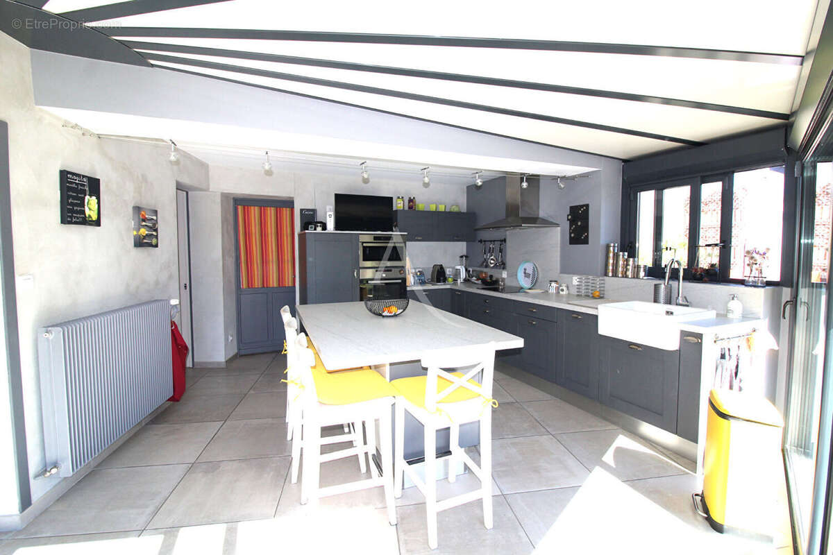 Maison à BLERE