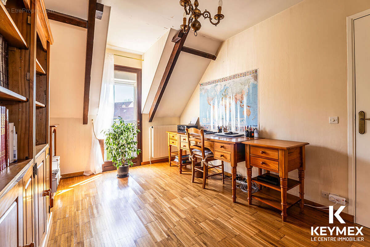 Maison à ENNERY