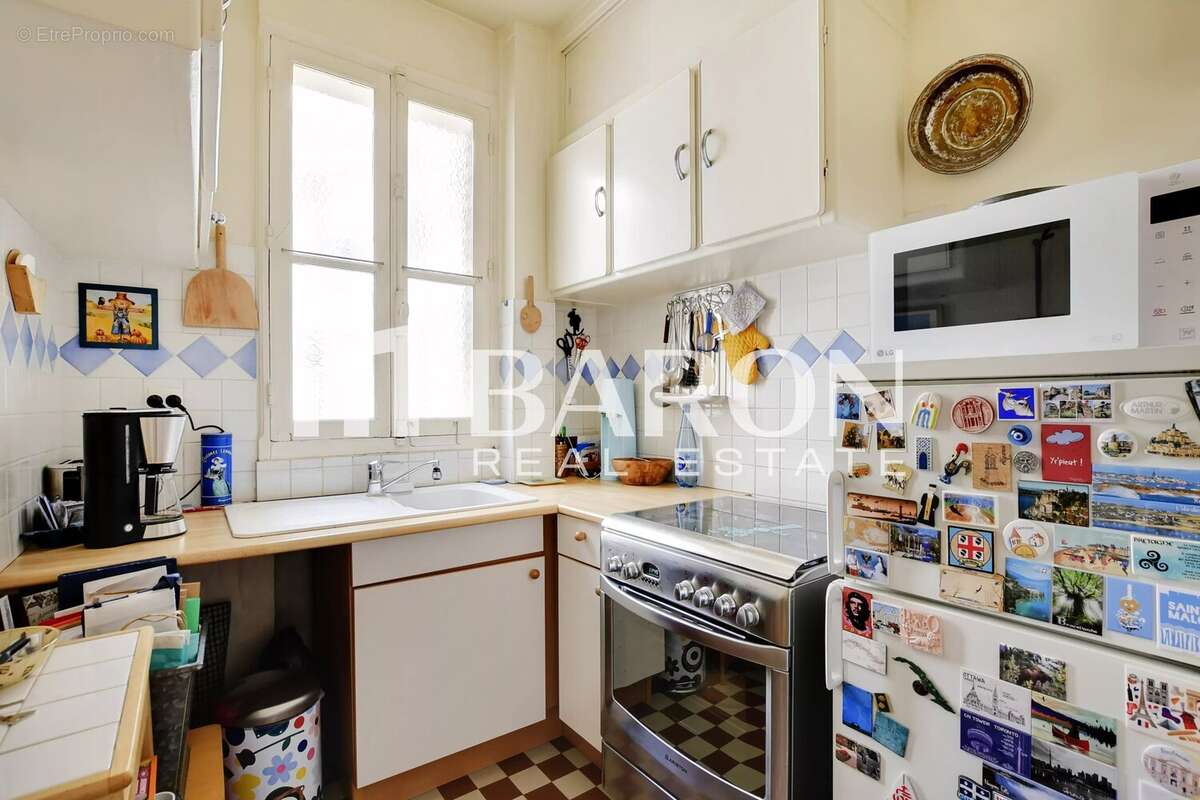 Appartement à PARIS-10E