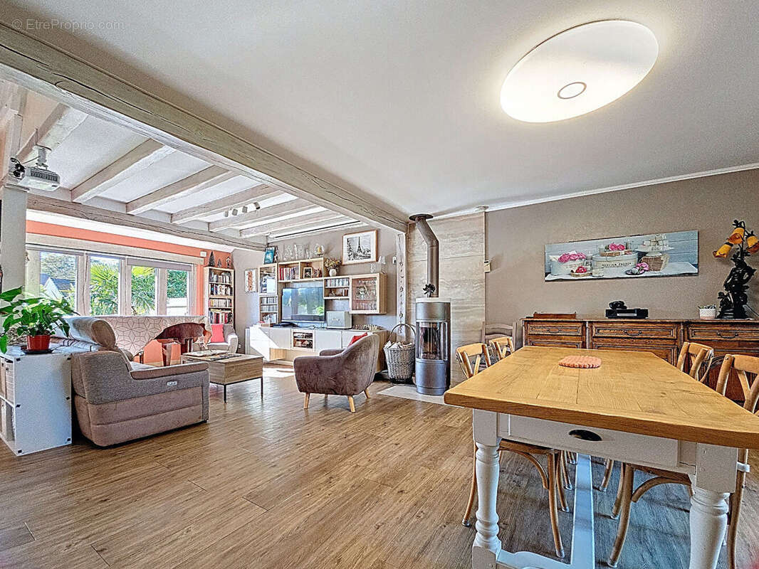 Maison à SOISY-SUR-ECOLE