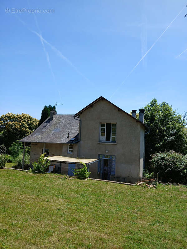 Maison à LA CROISILLE-SUR-BRIANCE