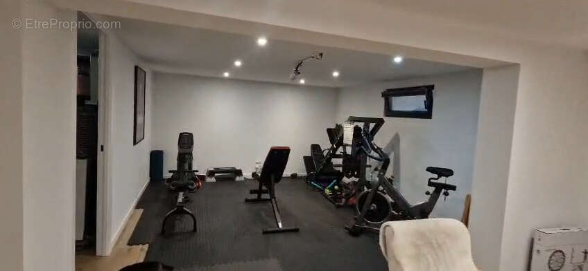 Maison à CHENS-SUR-LEMAN