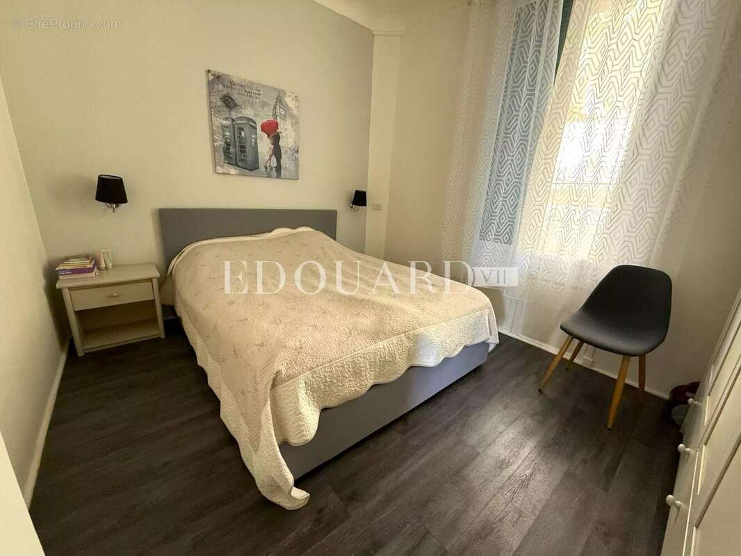 Appartement à ROQUEBRUNE-CAP-MARTIN