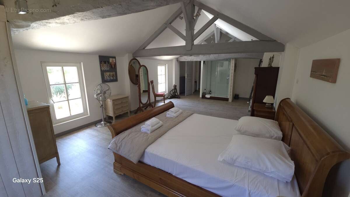 Maison 230 m² à Mios  - photo 6