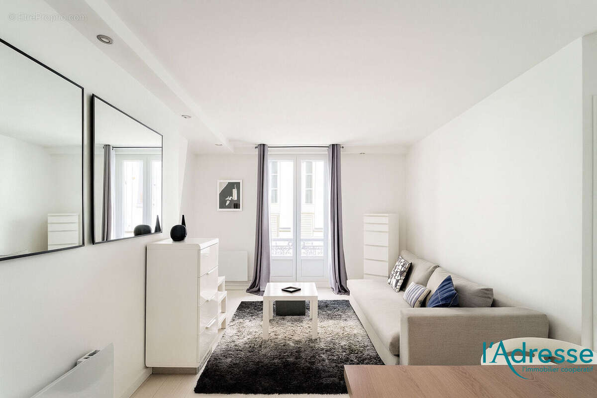 Appartement à PARIS-11E
