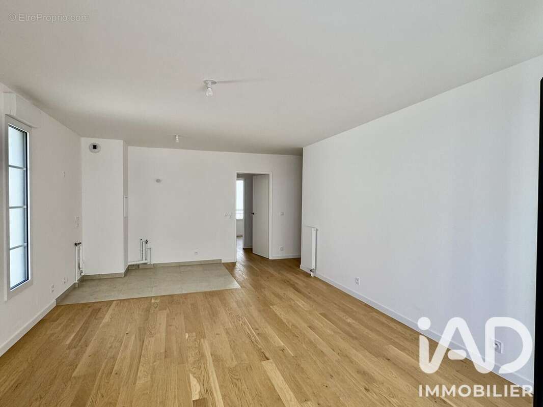 Photo 3 - Appartement à SURESNES