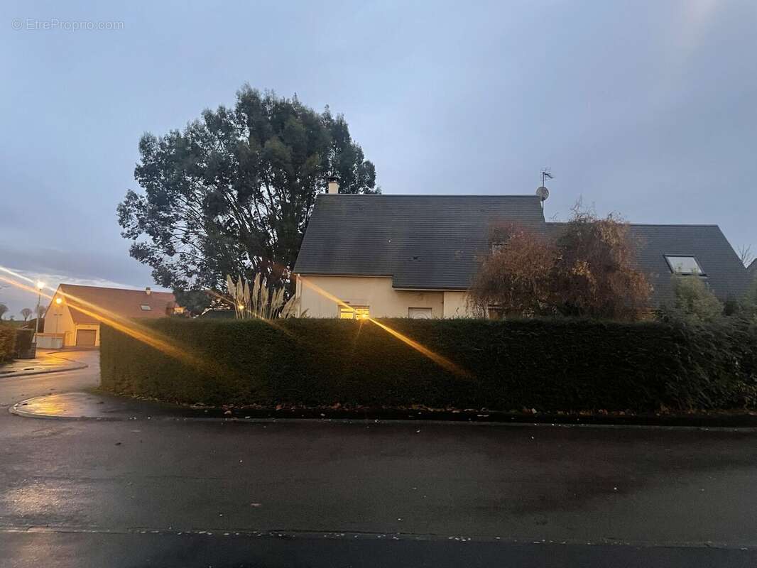 Maison à COLOMBIERS-SUR-SEULLES