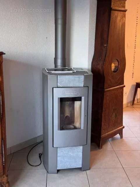 Maison à VETRAZ-MONTHOUX