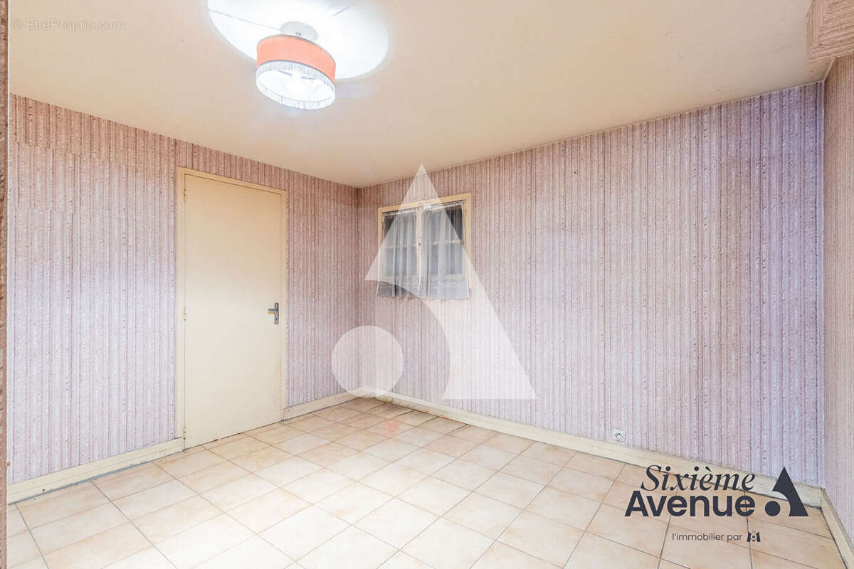 Maison à SAINT-MICHEL-SUR-ORGE