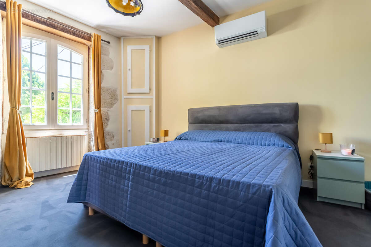 Maison à BOURG-DE-VISA