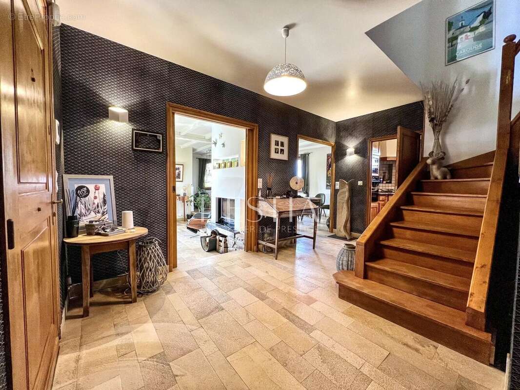 Maison à MARIGNY-SAINT-MARCEL