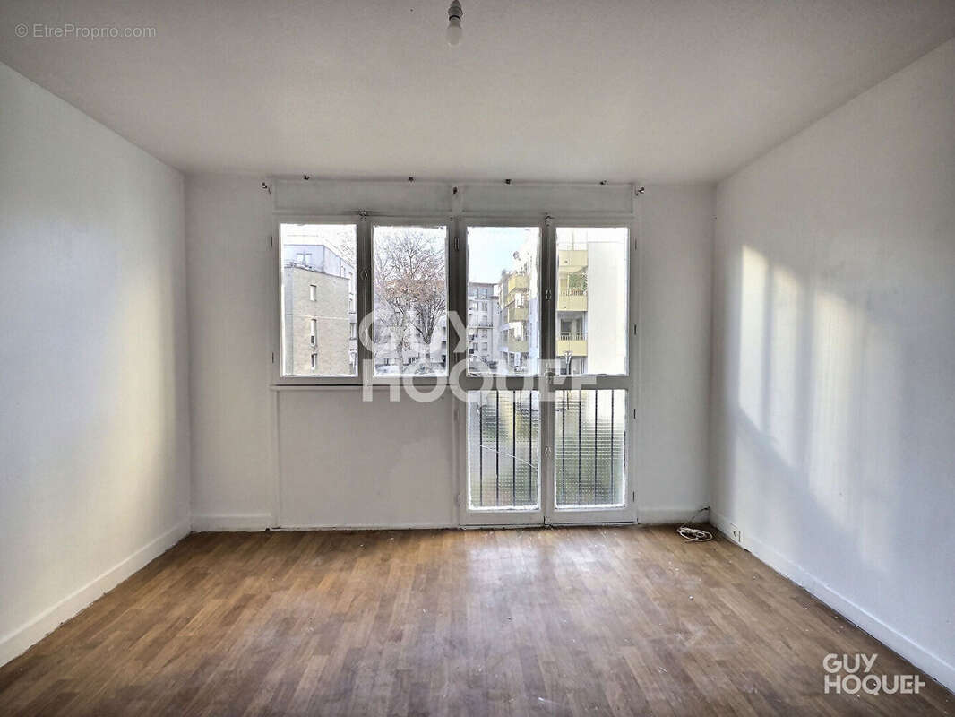Appartement à AUBERVILLIERS