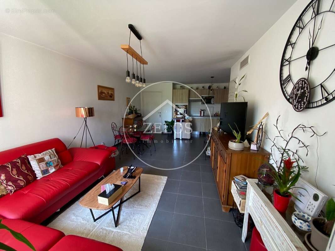 Appartement à CAILLOUX-SUR-FONTAINES