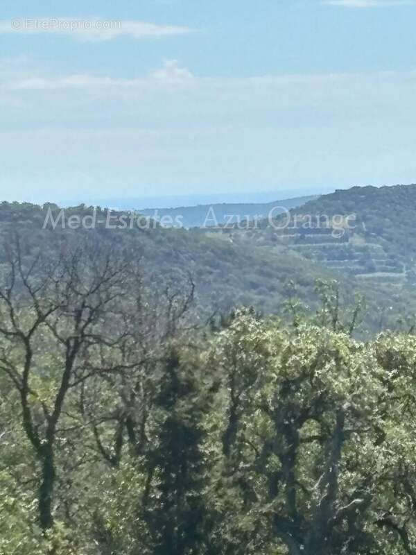 Maison à LA GARDE-FREINET
