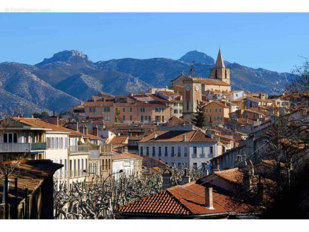 Appartement à AUBAGNE