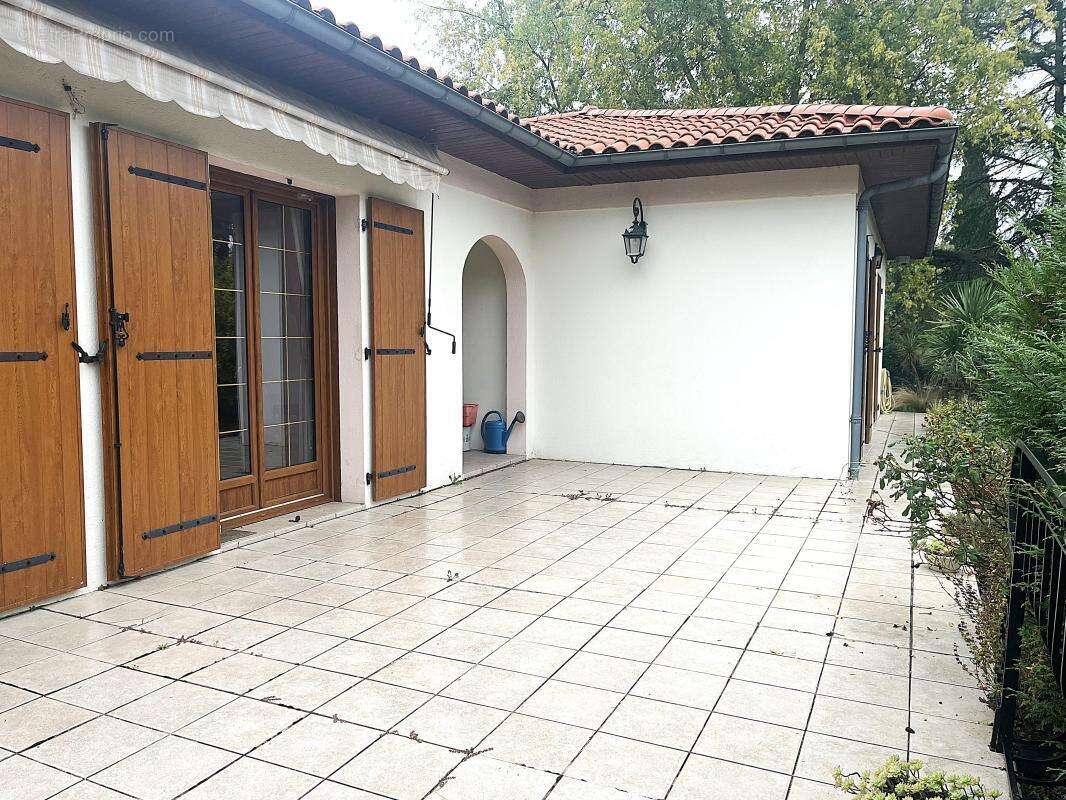 Maison à ARTIGUES-PRES-BORDEAUX