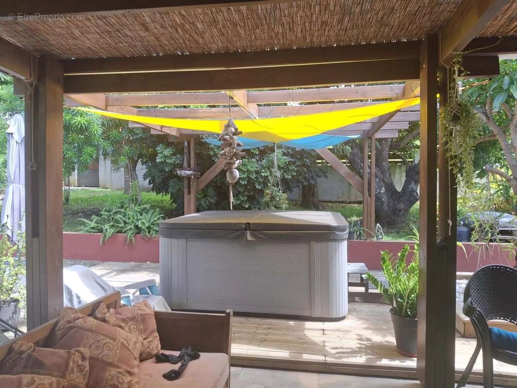 Maison à SAINT-PIERRE