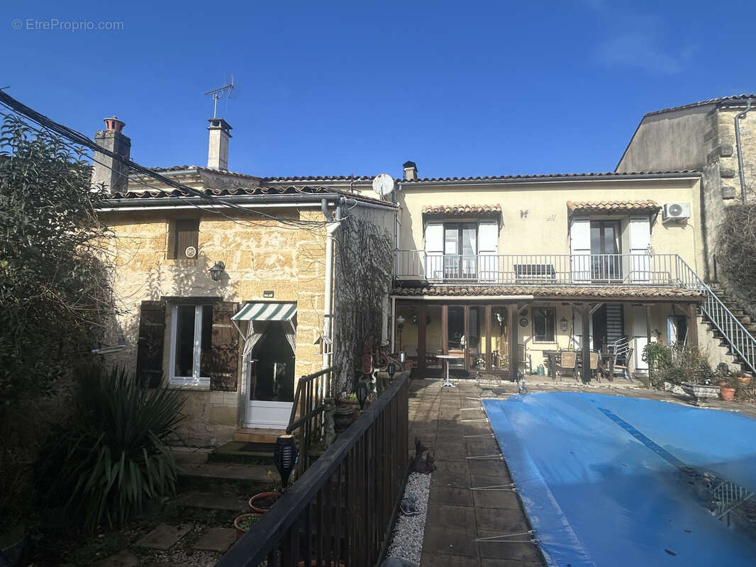 Maison à VILLEFRANCHE-DE-LONCHAT