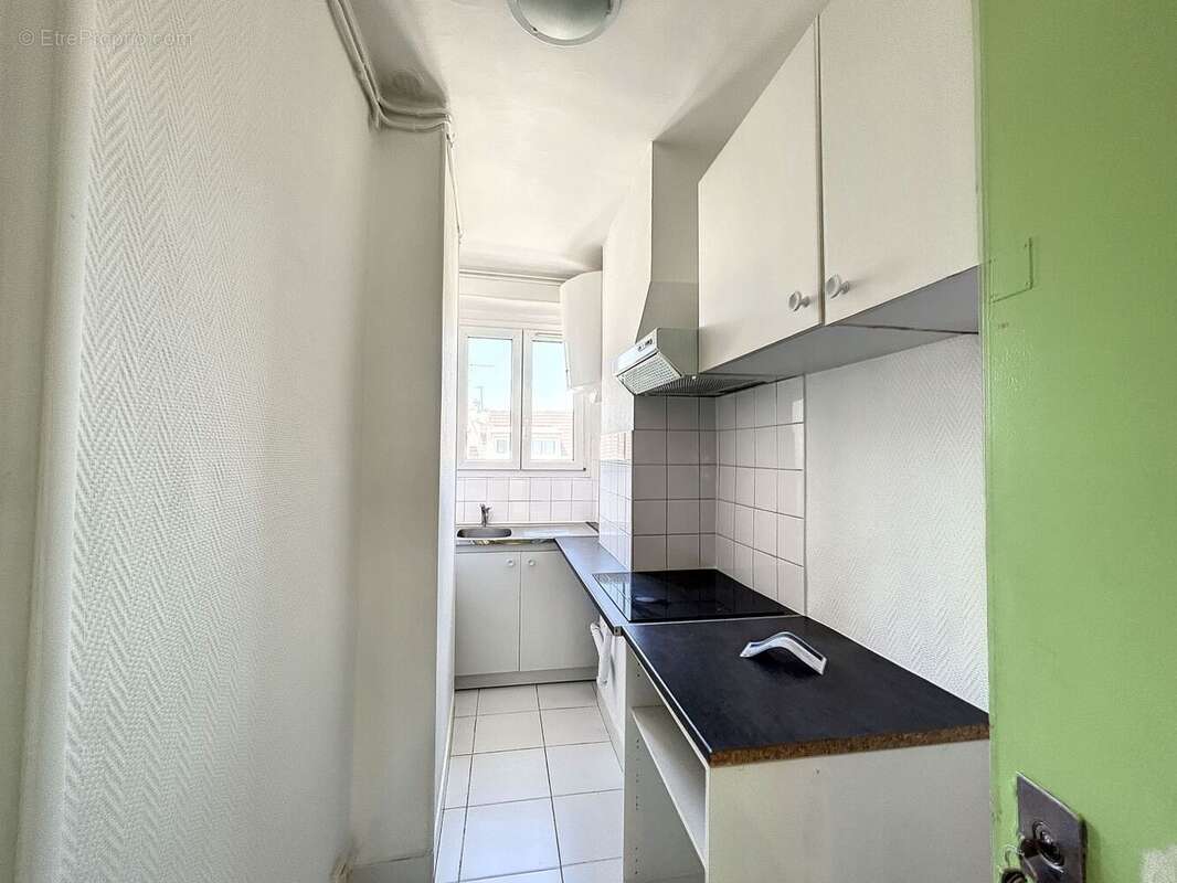 Appartement 552 m² à vendre à Alfortville (94140) - photo 2