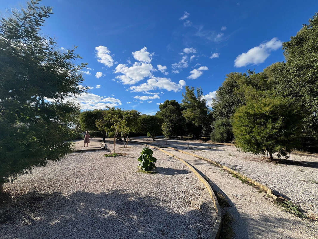 Appartement à LA LONDE-LES-MAURES