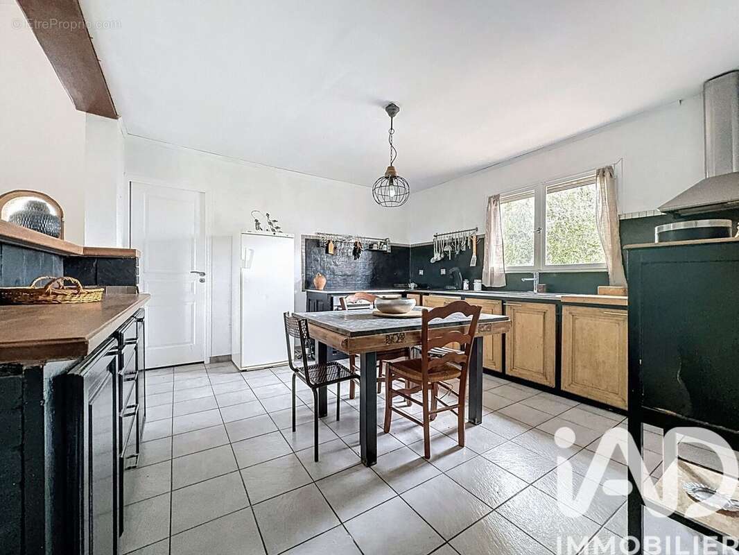 Photo 3 - Maison à QUARANTE