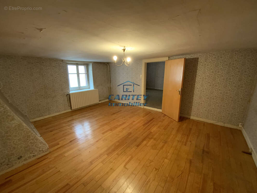 Maison à SERVANCE