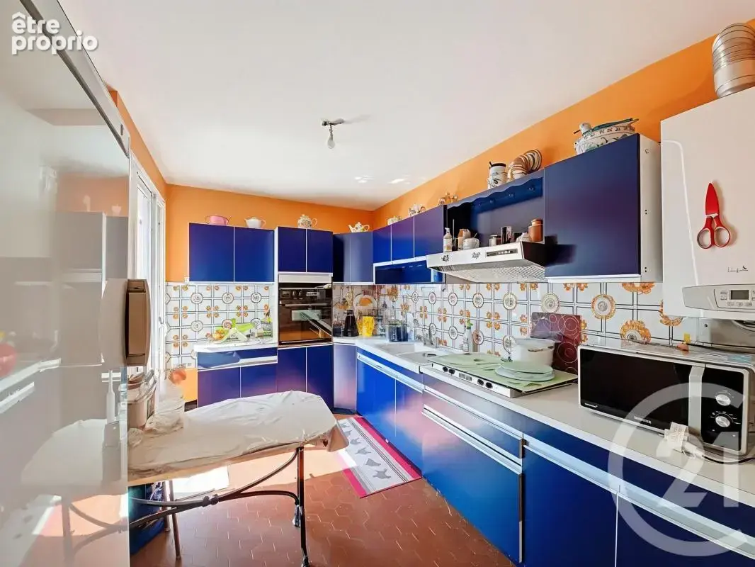 Maison 100 m² à Meyzieu  - photo 4