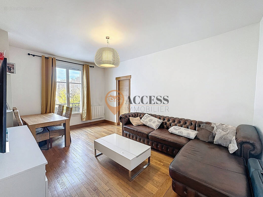 Appartement à EPINAY-SUR-SEINE