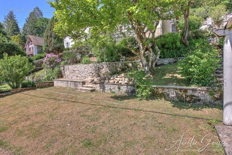 Maison à SAINT-PRIEST-TAURION