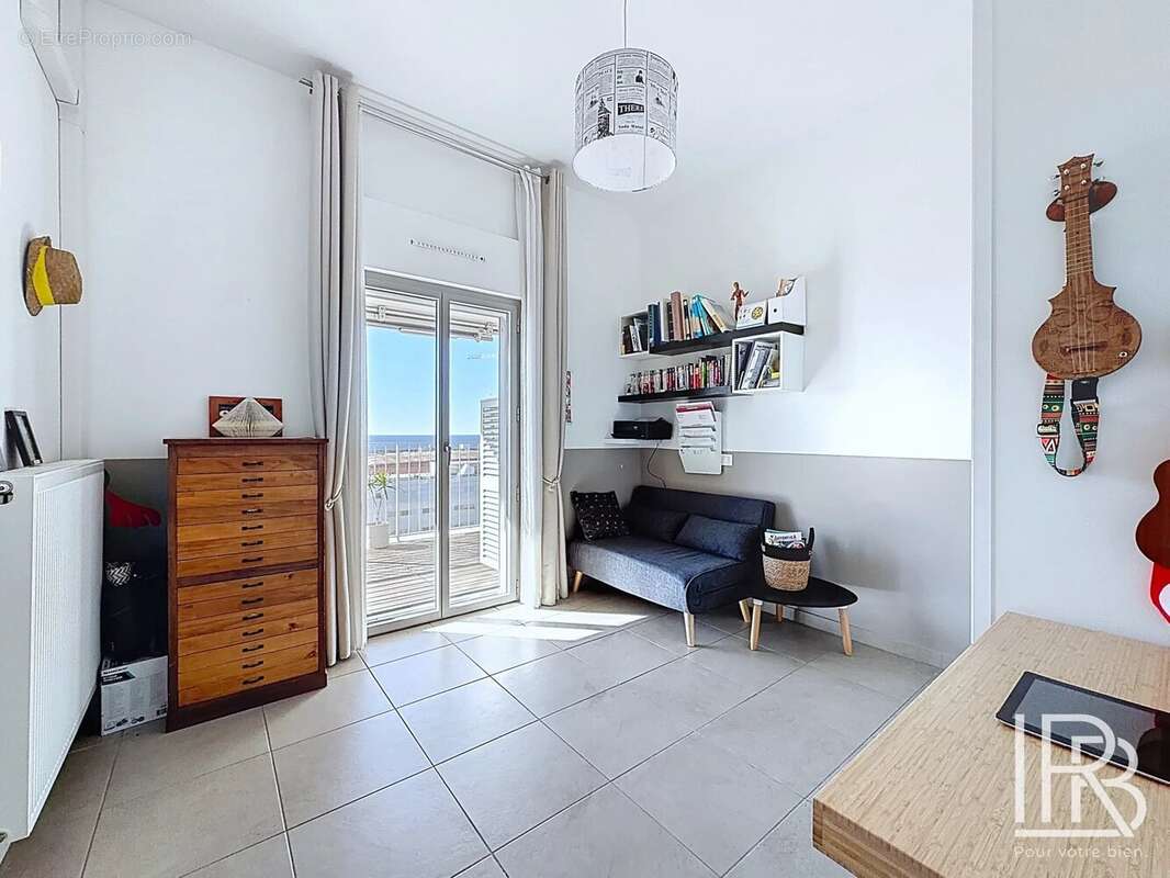 Appartement à MARSEILLE-2E