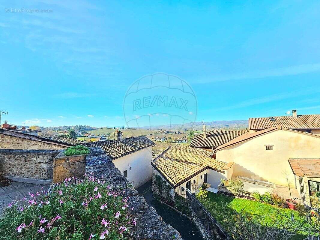 Appartement à POMMIERS