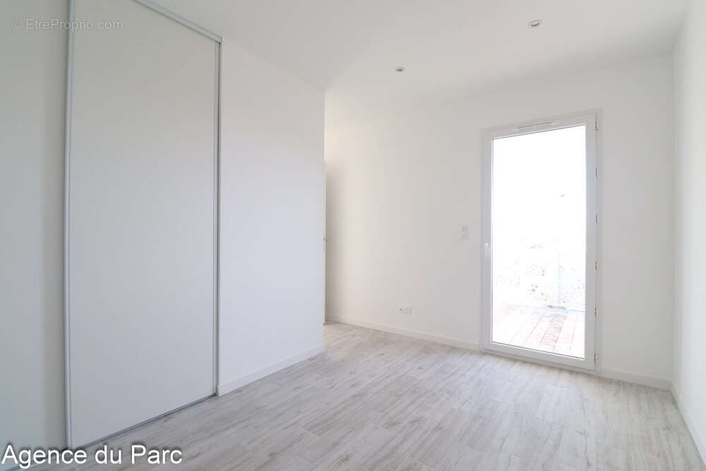 Maison à SAINT-GEORGES-DE-DIDONNE