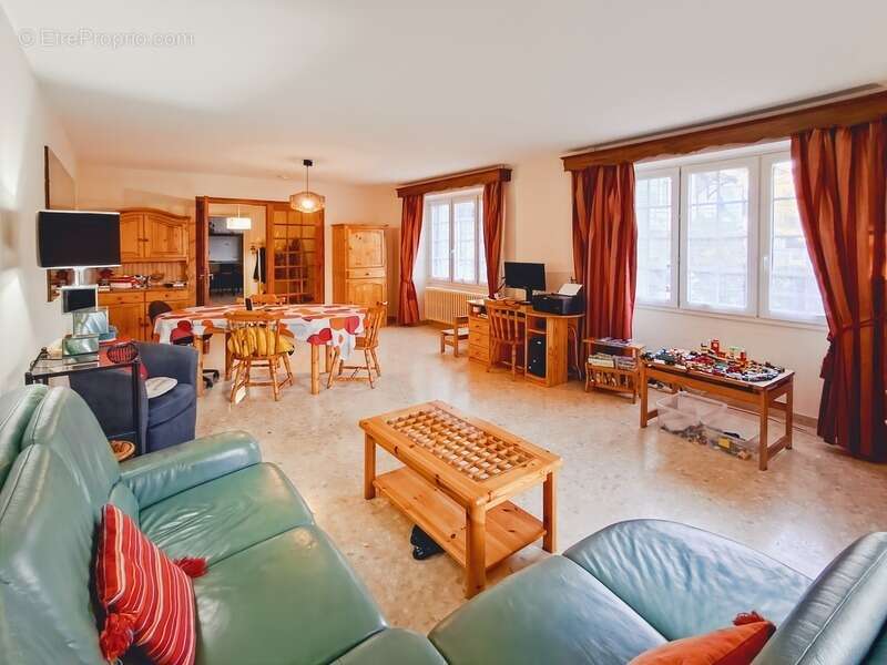 Maison à SAINT-AMOUR